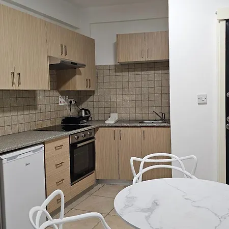 Апартаменти Phaedrus Living Hoopoe Residencies 205